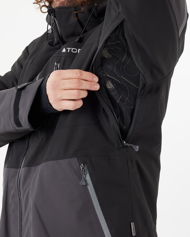 435_482afc4772-16-500824-001-arctos-insulated-jacket-jet-black-men-054-full