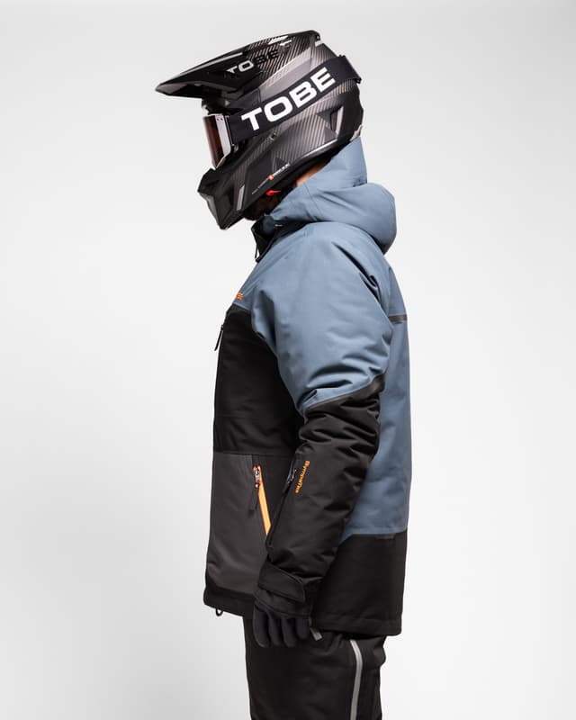 435_9b2c35e24f-c-martinolson-4449-full